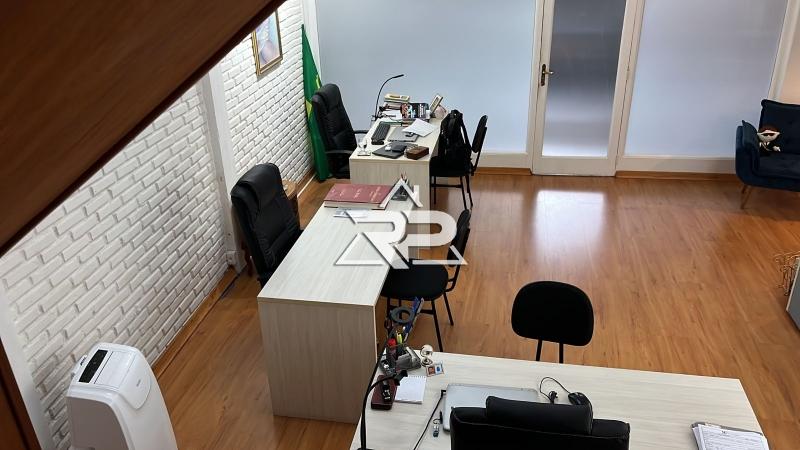 Comprar Loja em Itaipava, Petrópolis/RJ - Renata Pereira Corretora