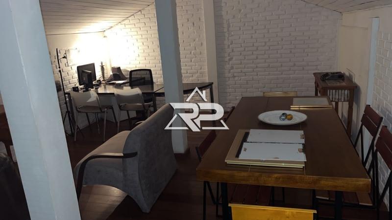 Comprar Loja em Itaipava, Petrópolis/RJ - Renata Pereira Corretora