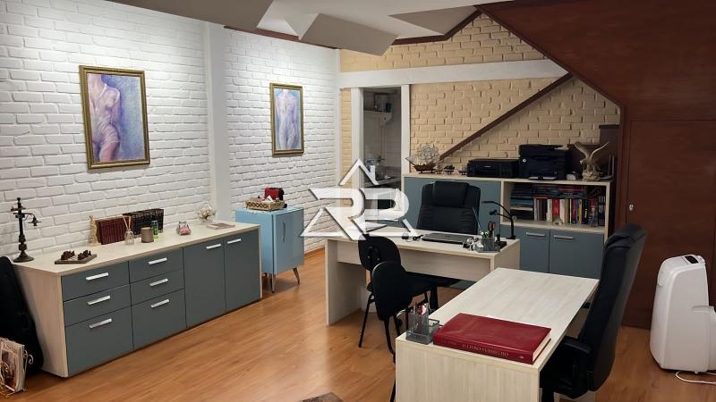 Comprar Loja em Itaipava, Petrópolis/RJ - Renata Pereira Corretora