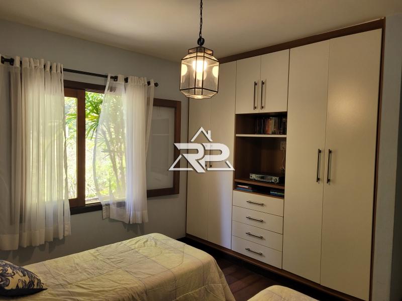 Comprar Casa em Pedro do Rio, Petrópolis/RJ - Renata Pereira Corretora