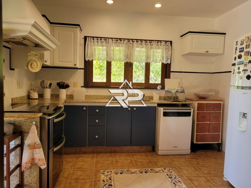 Comprar Casa em Pedro do Rio, Petrópolis/RJ - Renata Pereira Corretora