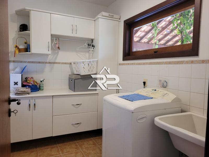 Comprar Casa em Pedro do Rio, Petrópolis/RJ - Renata Pereira Corretora