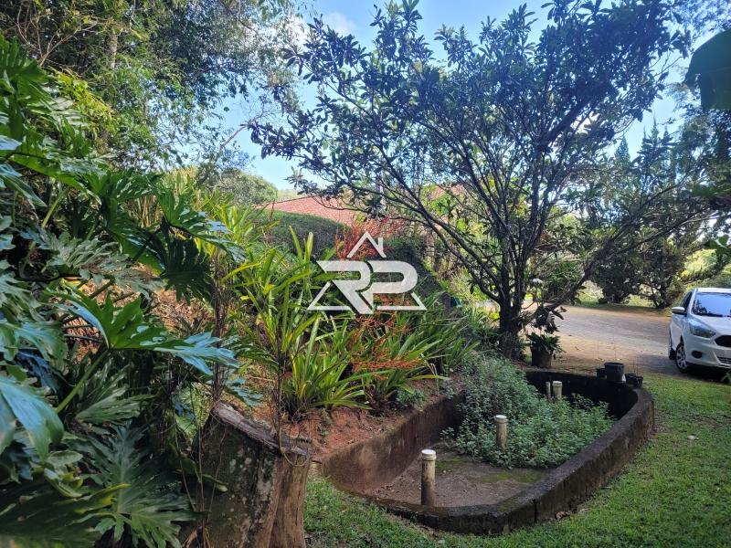Comprar Casa em Pedro do Rio, Petrópolis/RJ - Renata Pereira Corretora