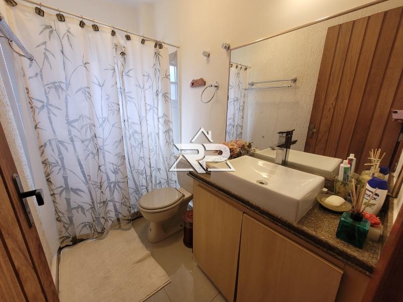 Comprar Casa em Itaipava, Petrópolis/RJ - Renata Pereira Corretora