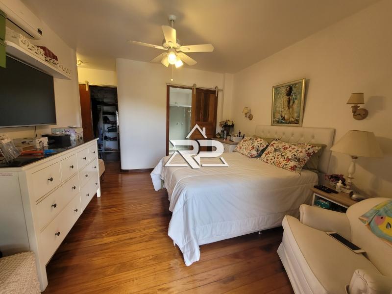 Comprar Casa em Itaipava, Petrópolis/RJ - Renata Pereira Corretora