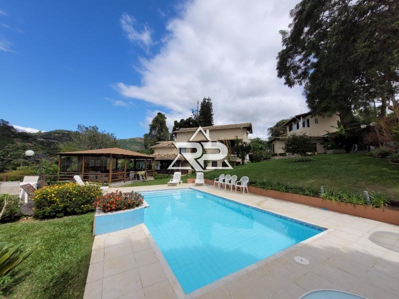 Comprar Casa em Itaipava, Petrópolis/RJ - Renata Pereira Corretora