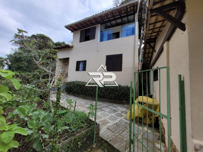 Comprar Casa em Itaipava, Petrópolis/RJ - Renata Pereira Corretora