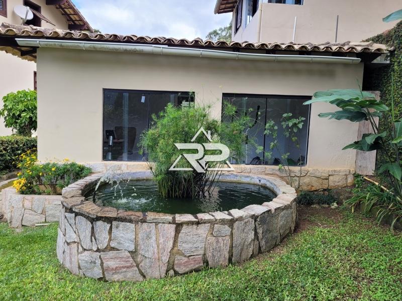 Comprar Casa em Itaipava, Petrópolis/RJ - Renata Pereira Corretora