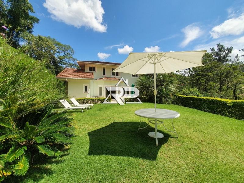 Comprar Casa em Pedro do Rio, Petrópolis/RJ - Renata Pereira Corretora