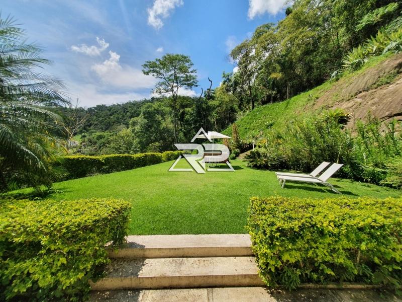 Comprar Casa em Pedro do Rio, Petrópolis/RJ - Renata Pereira Corretora