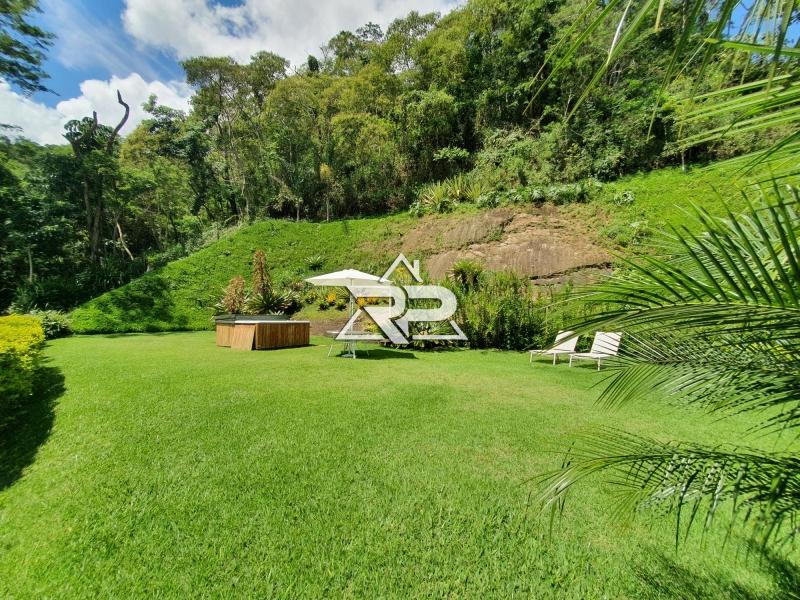 Comprar Casa em Pedro do Rio, Petrópolis/RJ - Renata Pereira Corretora