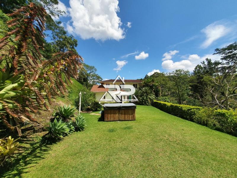 Comprar Casa em Pedro do Rio, Petrópolis/RJ - Renata Pereira Corretora