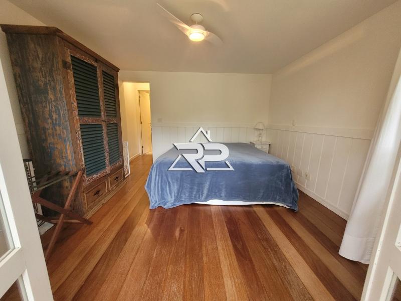 Comprar Casa em Pedro do Rio, Petrópolis/RJ - Renata Pereira Corretora