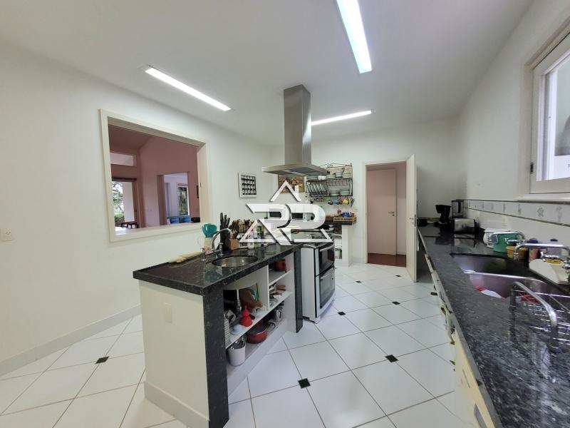 Comprar Casa em Pedro do Rio, Petrópolis/RJ - Renata Pereira Corretora