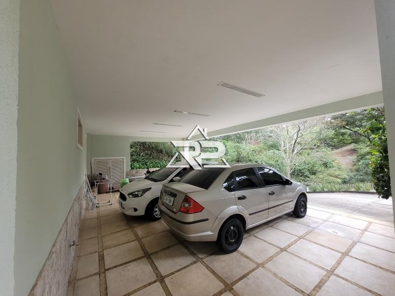 Comprar Casa em Pedro do Rio, Petrópolis/RJ - Renata Pereira Corretora