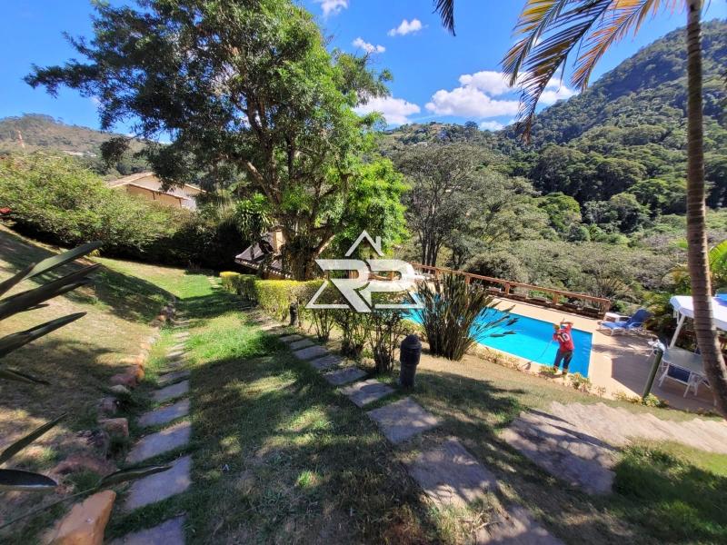 Comprar Casa em Itaipava, Petrópolis/RJ - Renata Pereira Corretora