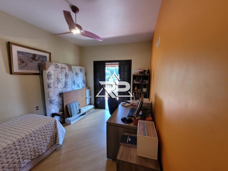 Comprar Casa em Itaipava, Petrópolis/RJ - Renata Pereira Corretora