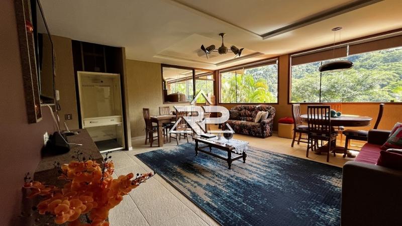 Comprar Casa em Itaipava, Petrópolis/RJ - Renata Pereira Corretora