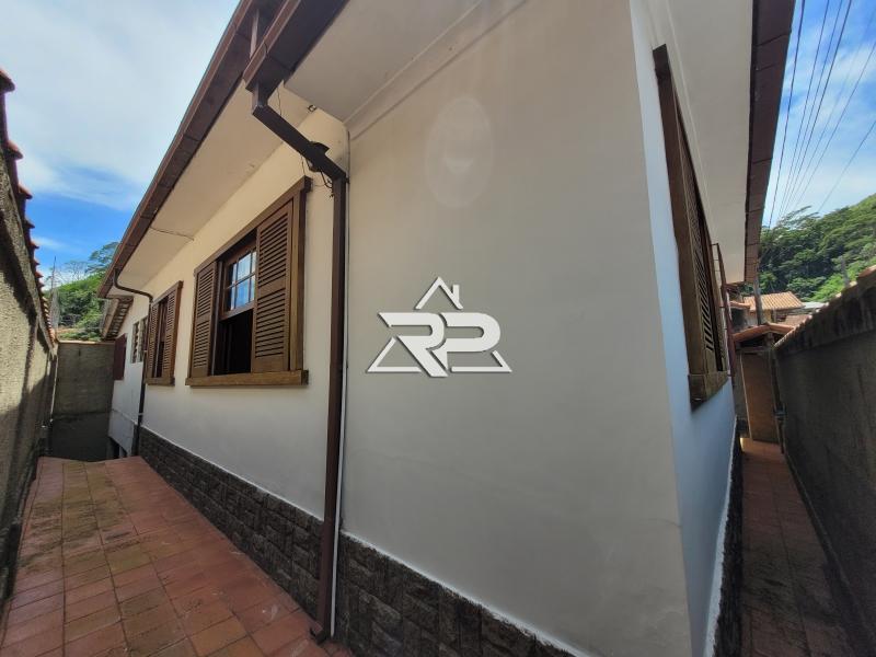 Comprar Casa em Pedro do Rio, Petrópolis/RJ - Renata Pereira Corretora