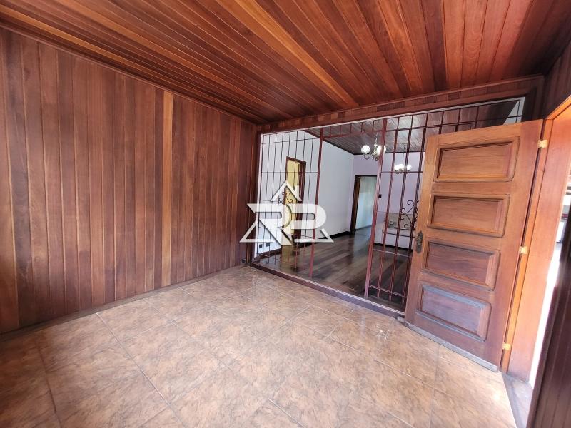 Comprar Casa em Pedro do Rio, Petrópolis/RJ - Renata Pereira Corretora