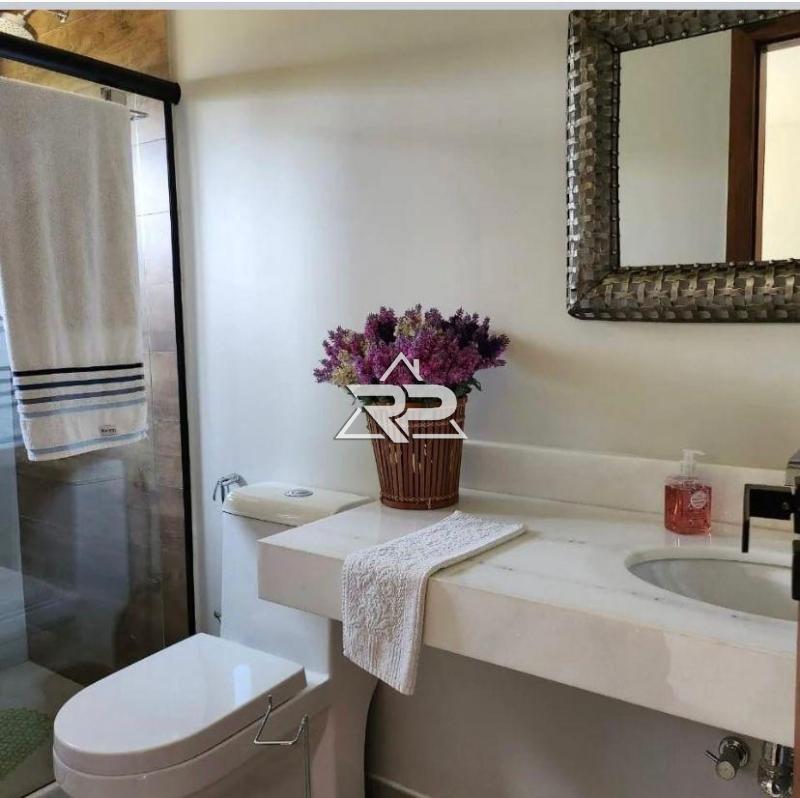 Comprar Casa em Itaipava, Petrópolis/RJ - Renata Pereira Corretora