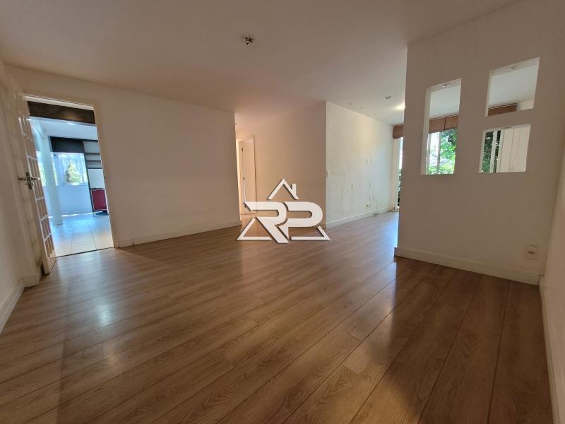 Comprar Apartamento em Itaipava, Petrópolis/RJ - Renata Pereira Corretora