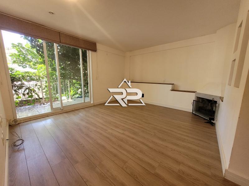 Apartamento à venda em Itaipava, Petrópolis - RJ