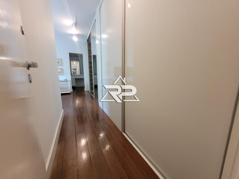 Comprar Casa em Itaipava, Petrópolis/RJ - Renata Pereira Corretora