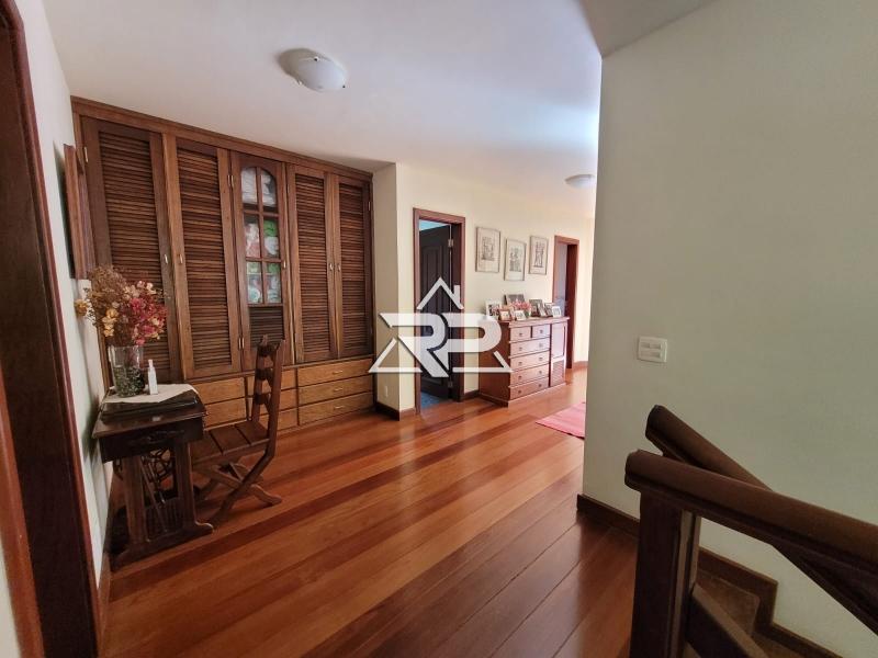 Comprar Casa em Pedro do Rio, Petrópolis/RJ - Renata Pereira Corretora