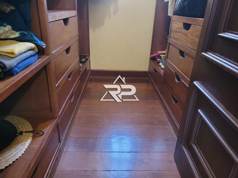 Comprar Casa em Pedro do Rio, Petrópolis/RJ - Renata Pereira Corretora