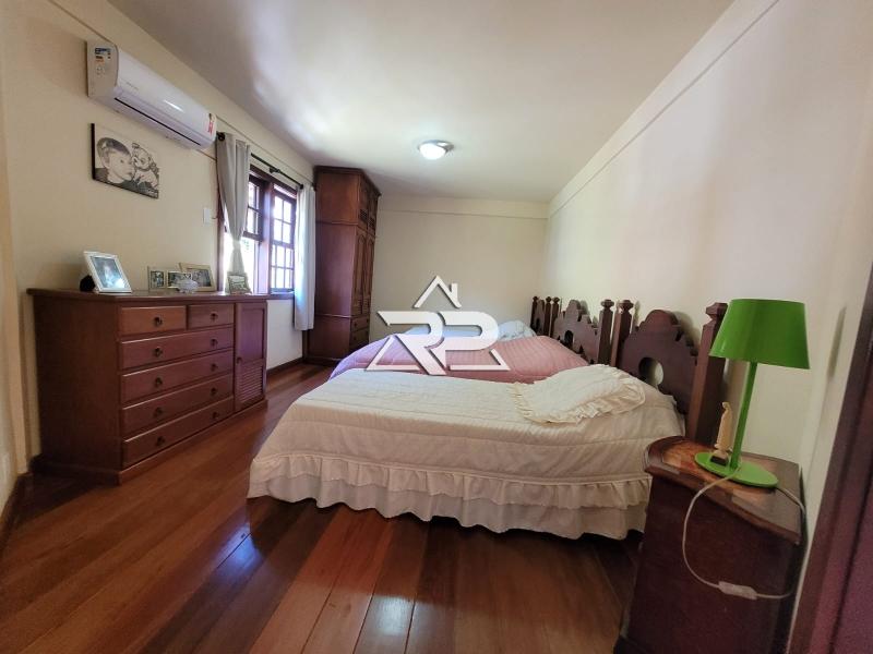 Comprar Casa em Pedro do Rio, Petrópolis/RJ - Renata Pereira Corretora