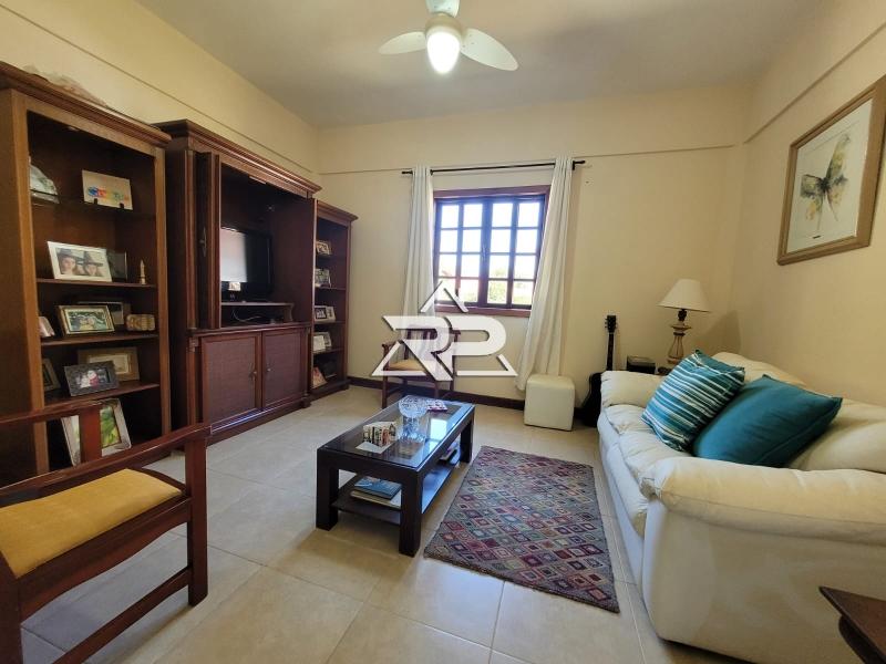 Comprar Casa em Pedro do Rio, Petrópolis/RJ - Renata Pereira Corretora