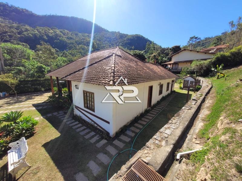 Comprar Casa em Pedro do Rio, Petrópolis/RJ - Renata Pereira Corretora