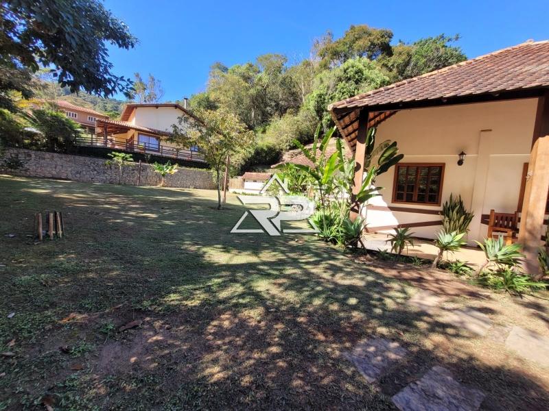 Comprar Casa em Pedro do Rio, Petrópolis/RJ - Renata Pereira Corretora