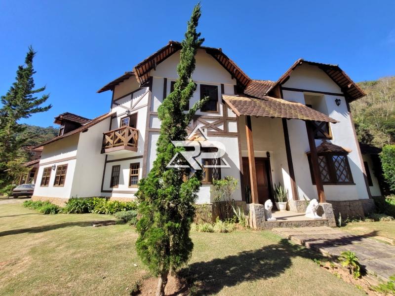 Comprar Casa em Pedro do Rio, Petrópolis/RJ - Renata Pereira Corretora