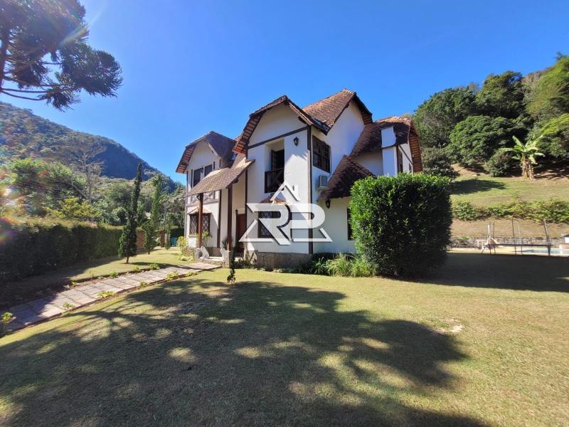 Comprar Casa em Pedro do Rio, Petrópolis/RJ - Renata Pereira Corretora