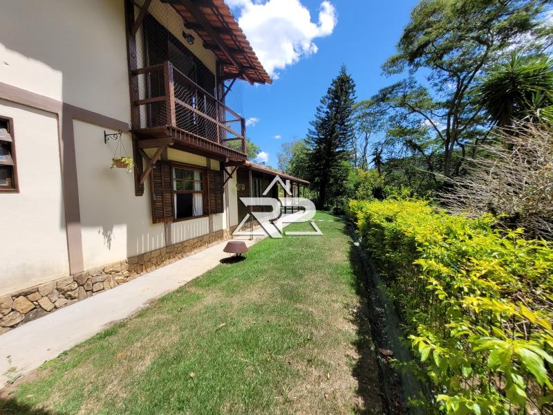 Comprar Casa em Pedro do Rio, Petrópolis/RJ - Renata Pereira Corretora
