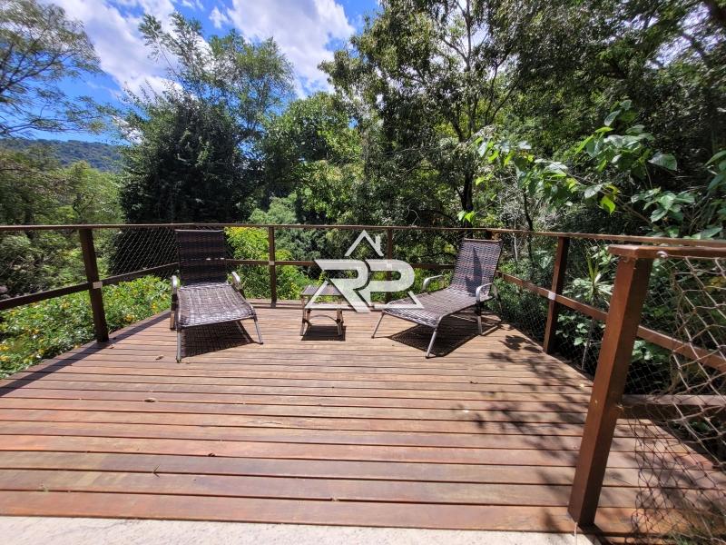 Comprar Casa em Pedro do Rio, Petrópolis/RJ - Renata Pereira Corretora