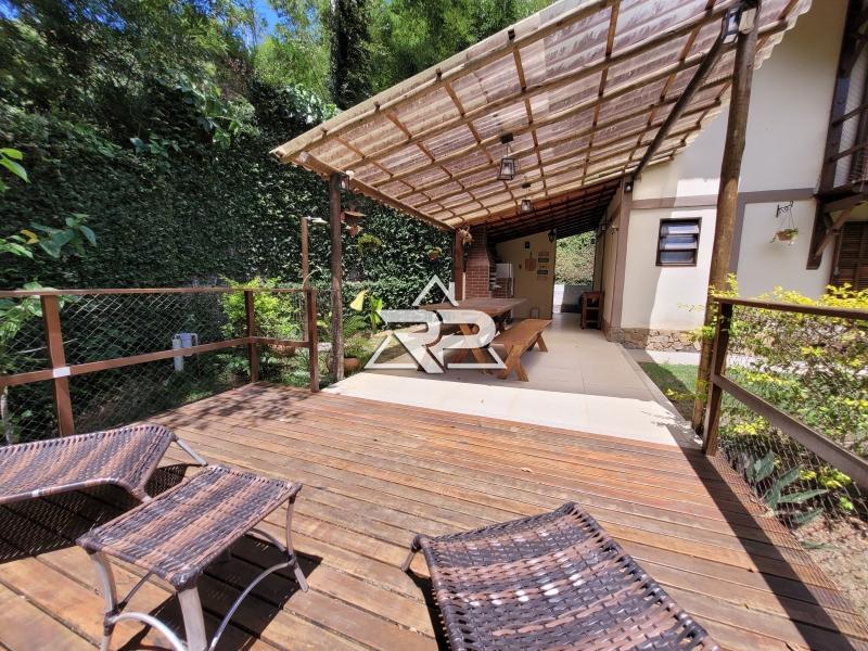 Comprar Casa em Pedro do Rio, Petrópolis/RJ - Renata Pereira Corretora