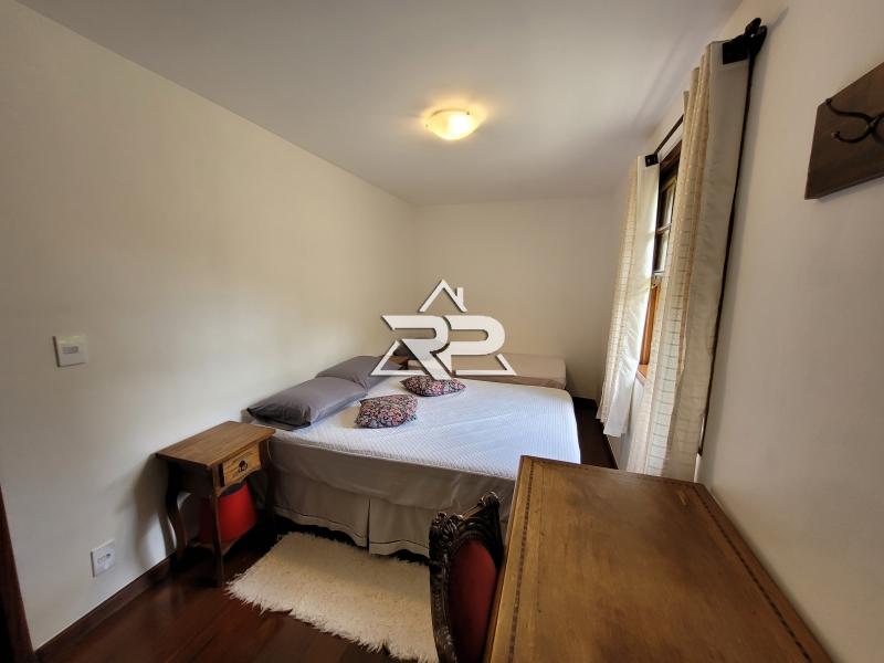 Comprar Casa em Pedro do Rio, Petrópolis/RJ - Renata Pereira Corretora