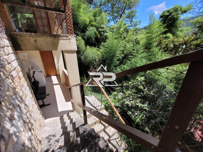 Comprar Casa em Pedro do Rio, Petrópolis/RJ - Renata Pereira Corretora