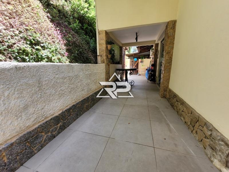 Comprar Casa em Pedro do Rio, Petrópolis/RJ - Renata Pereira Corretora