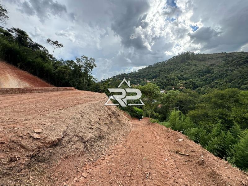 Comprar Terreno Residencial em Itaipava, Petrópolis/RJ - Renata Pereira Corretora