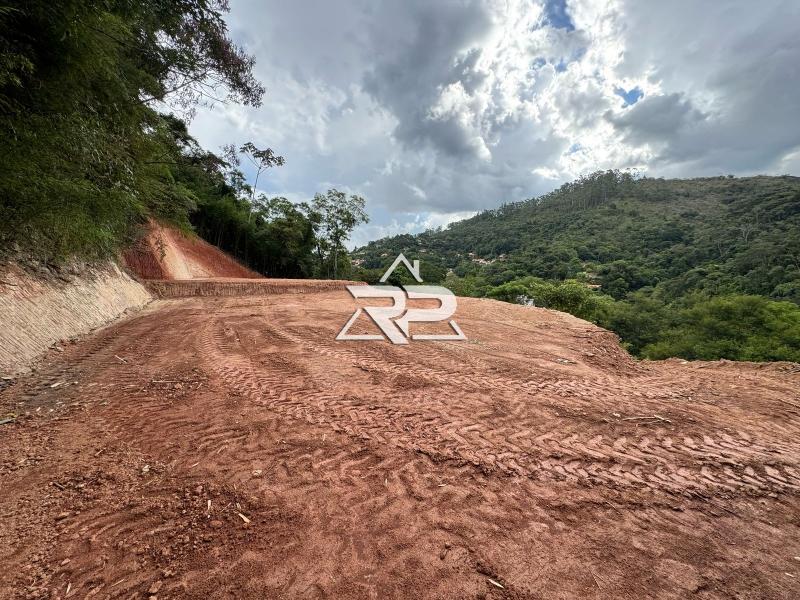 Comprar Terreno Residencial em Itaipava, Petrópolis/RJ - Renata Pereira Corretora