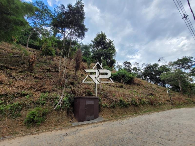 Comprar Terreno Residencial em Pedro do Rio, Petrópolis/RJ - Renata Pereira Corretora