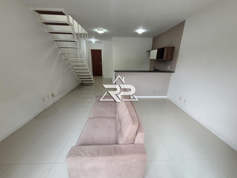 Comprar Apartamento em Itaipava, Petrópolis/RJ - Renata Pereira Corretora