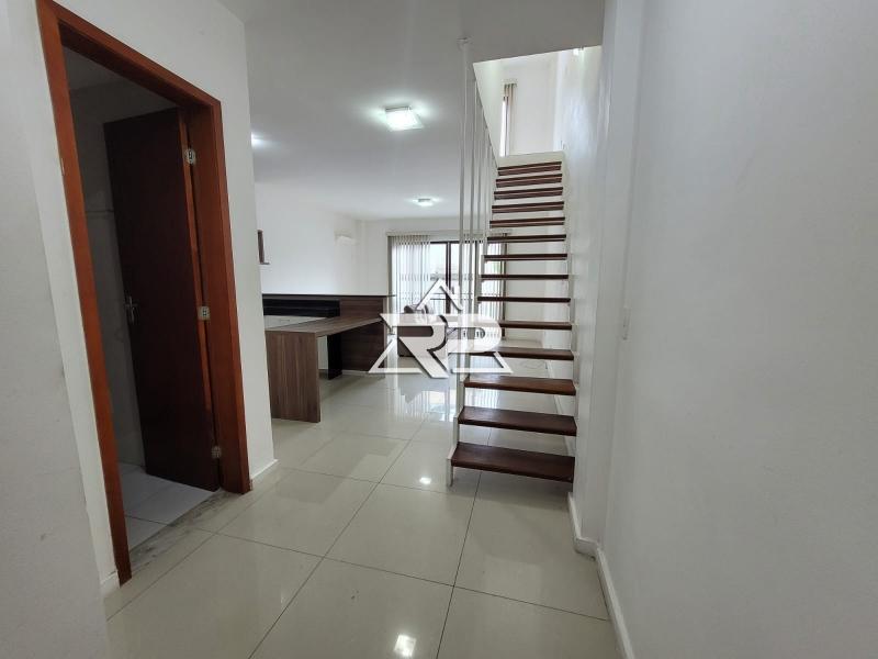 Comprar Apartamento em Itaipava, Petrópolis/RJ - Renata Pereira Corretora