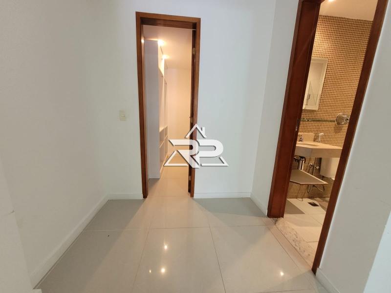Comprar Apartamento em Itaipava, Petrópolis/RJ - Renata Pereira Corretora