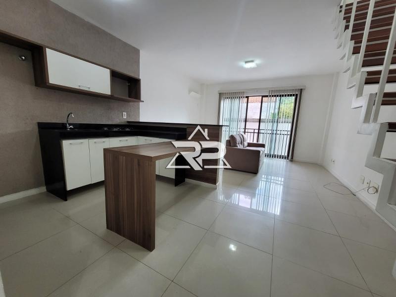 Comprar Apartamento em Itaipava, Petrópolis/RJ - Renata Pereira Corretora