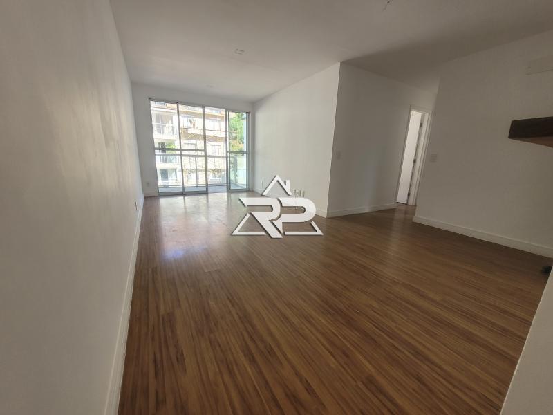 Comprar Apartamento em Corrêas, Petrópolis/RJ - Renata Pereira Corretora